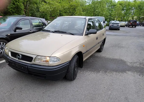 kujawsko-pomorskie Opel Astra cena 2150 przebieg: 145600, rok produkcji 1999 z Kraków